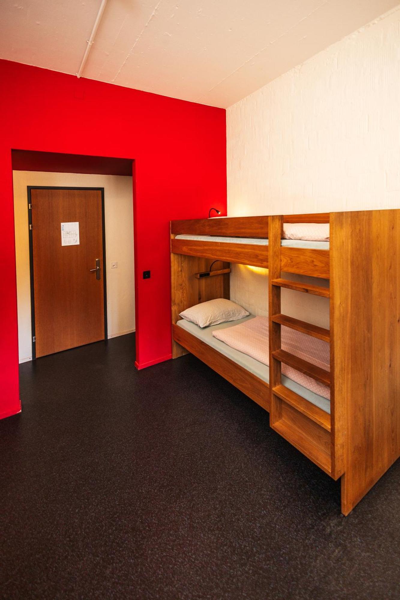 Baden Youth Hostel Εξωτερικό φωτογραφία